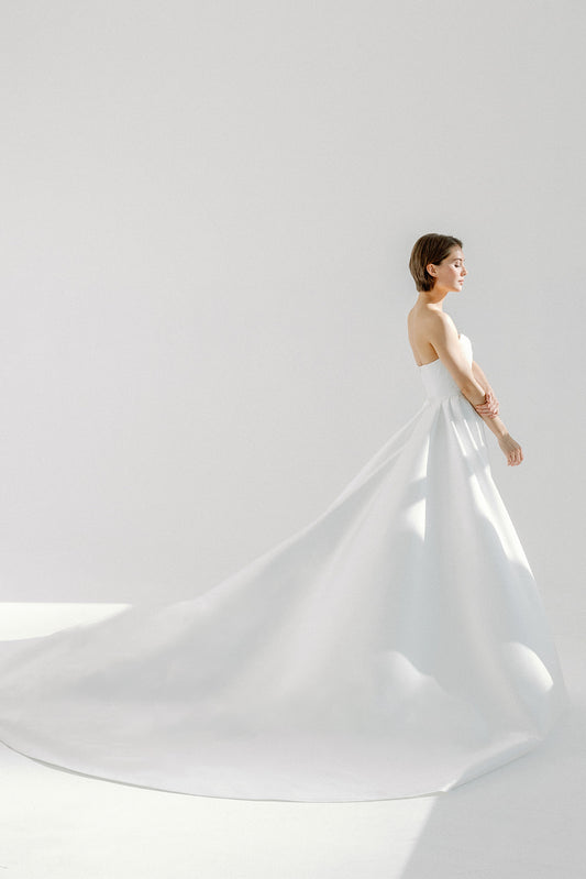 Mikado Overskirt