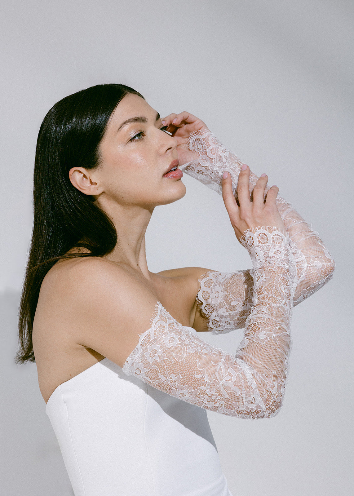 Maria Lace Gloves