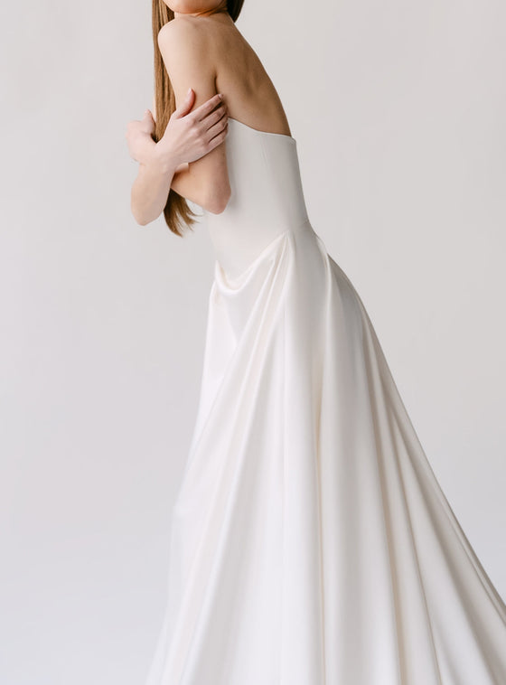 Trunk Show - 2027 Collection