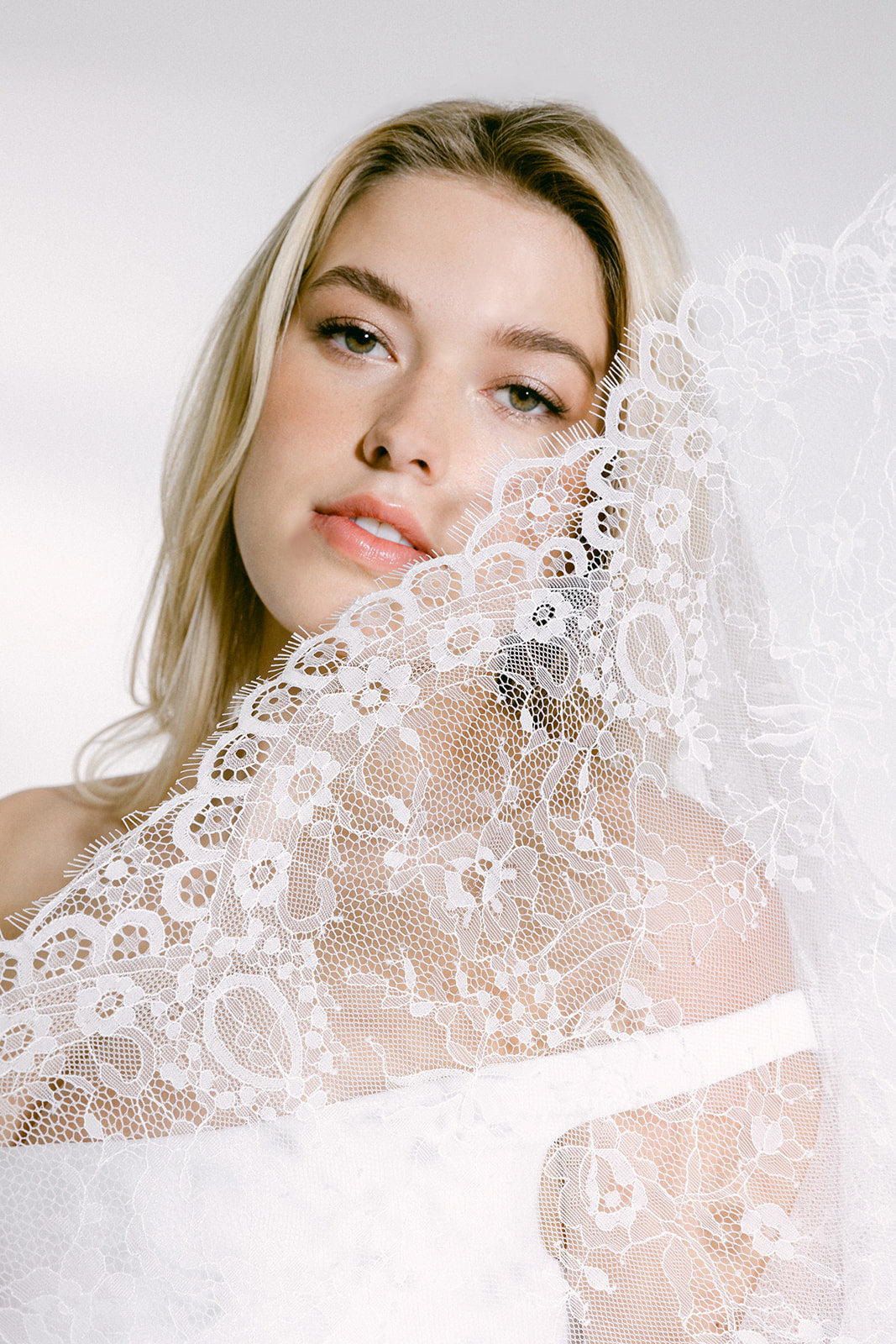 Maria Lace Veil